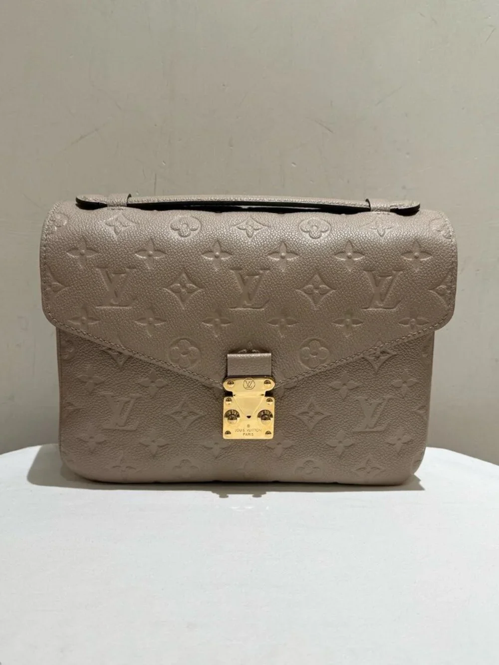 Louis Vuitton Pochette Métis Grey Monogram Empreinte Leather Messenger Bag